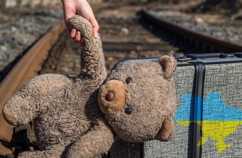 З окупованих територій в Україну повернулася сім'я з трьома дітьми.