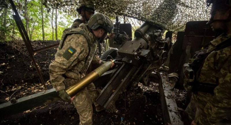 Покровськ швидко втрачає населення, поруч ідуть запеклі бої, - BBC.