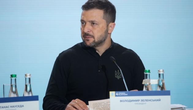 Президент звернувся до мешканців тимчасово окупованих територій: Україна не зраджує свою землю і завжди підтримує своїх громадян.