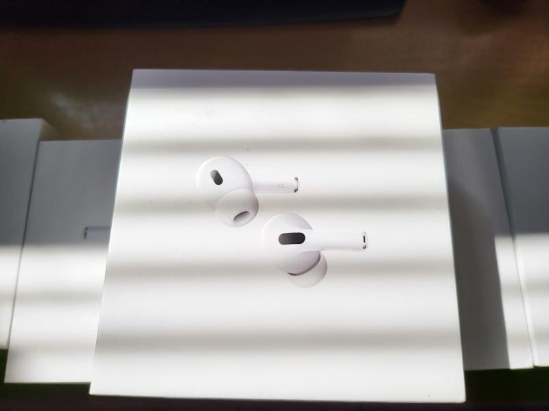 FDA офіційно санкціонувала застосування AirPods Pro в якості слухових апаратів.