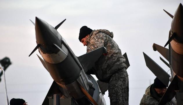 У Чернігові діяла система протиповітряної оборони.